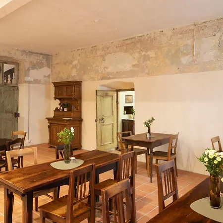 Roessl Bianco B&b&b Frühstückspension Meran