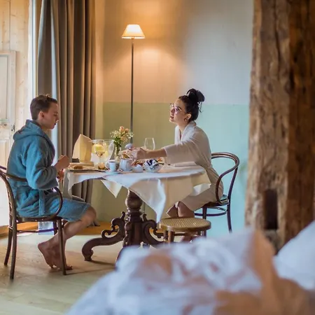 Roessl Bianco B&b&b Frühstückspension